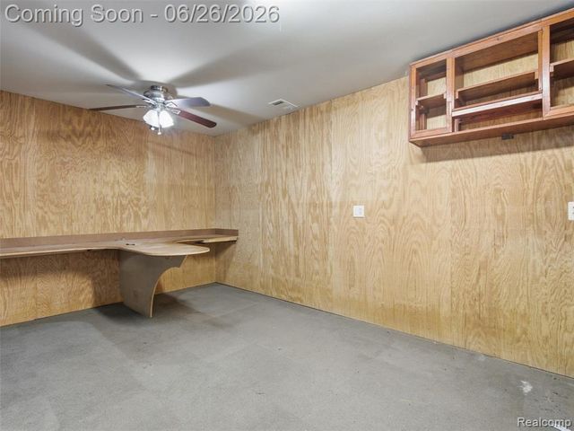 30885 Tennessee Street, Roseville, MI 48066