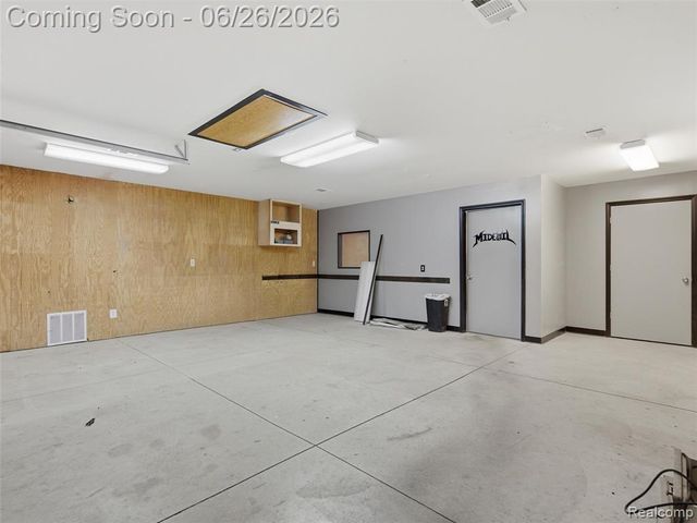 30885 Tennessee Street, Roseville, MI 48066