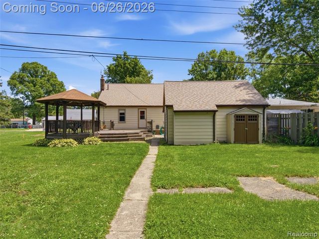 30885 Tennessee Street, Roseville, MI 48066