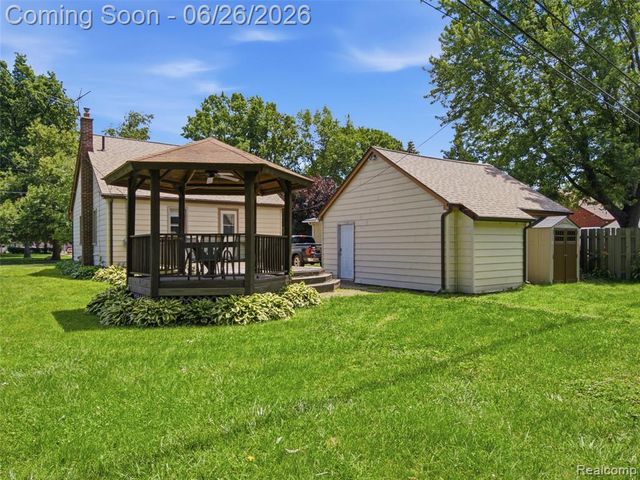 30885 Tennessee Street, Roseville, MI 48066