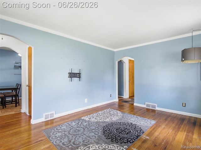 30885 Tennessee Street, Roseville, MI 48066