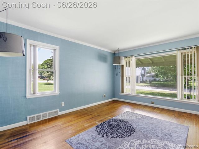 30885 Tennessee Street, Roseville, MI 48066
