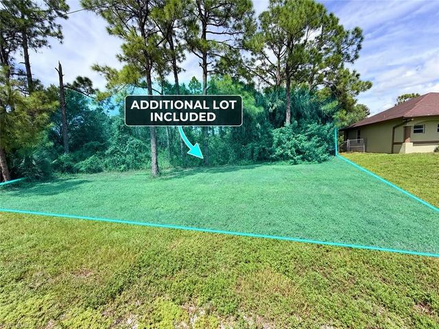 2702 25th ST W, Lehigh Acres, FL 33971