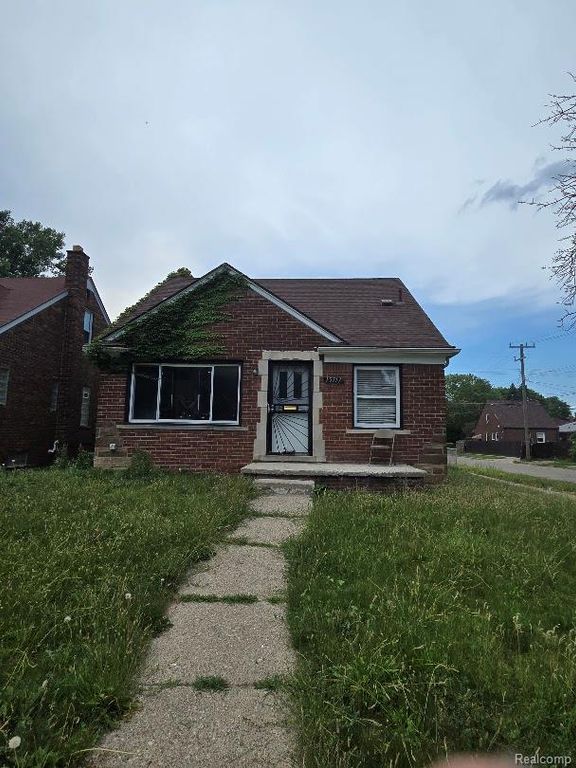 15717 Bringard Drive, Detroit, MI 48205