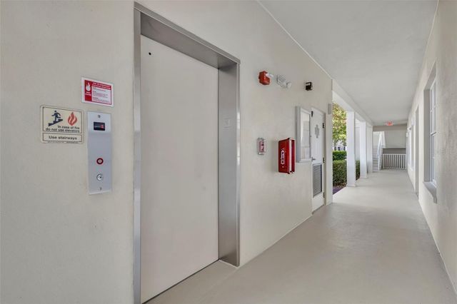 1053 OAK POND DRIVE 302, Celebration, FL 34747