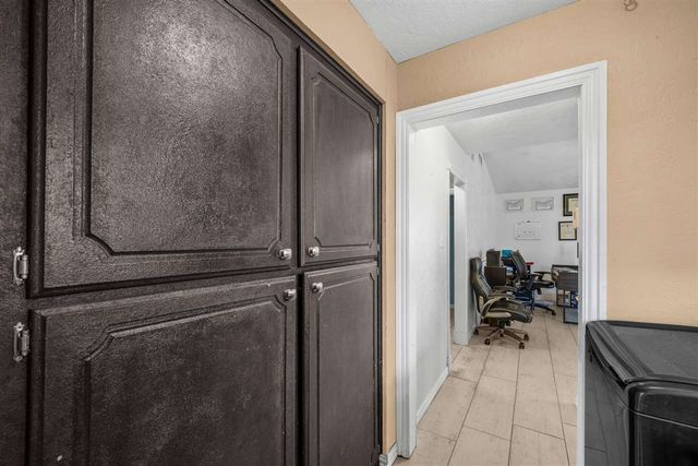 4811 SE Tattershall Way, Lawton, OK 73501