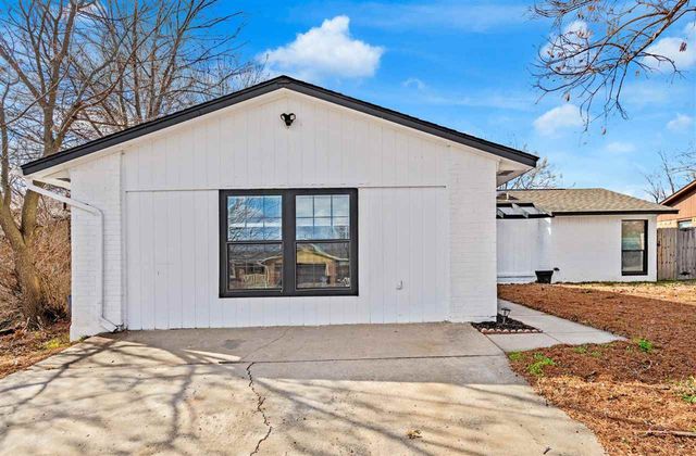 4811 SE Tattershall Way, Lawton, OK 73501