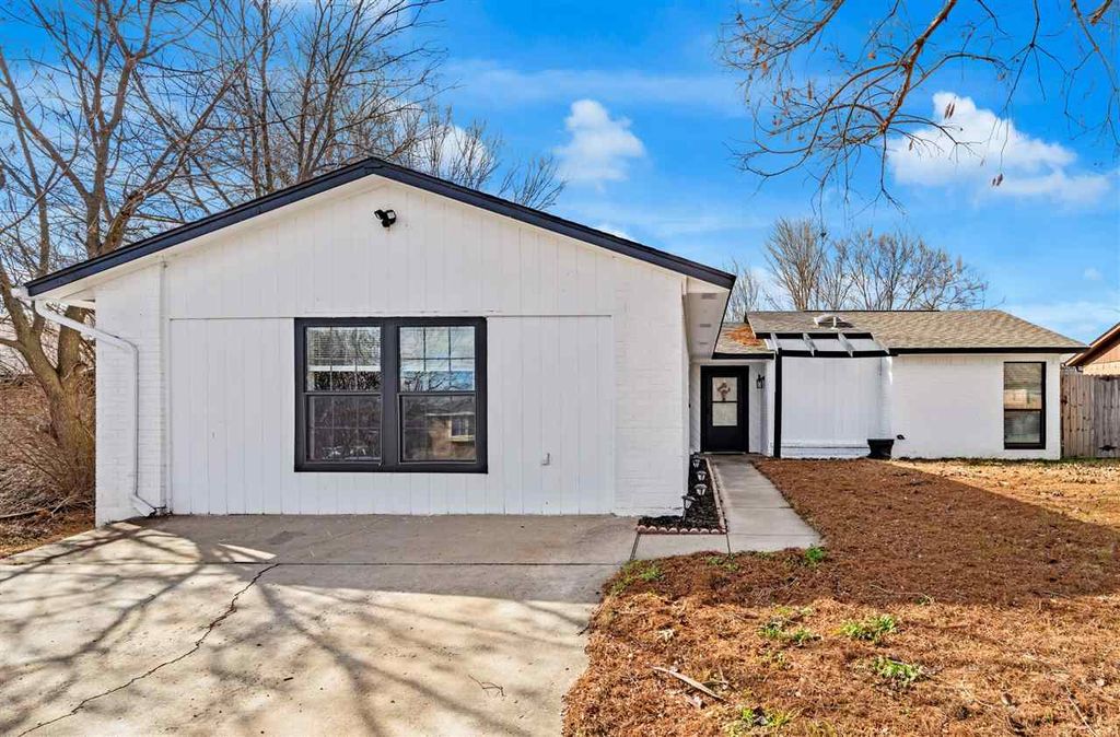 4811 SE Tattershall Way, Lawton, OK 73501