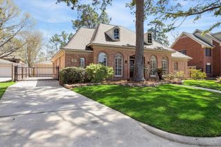 3622 Valley Chase Drive, Kingwood, TX 77345