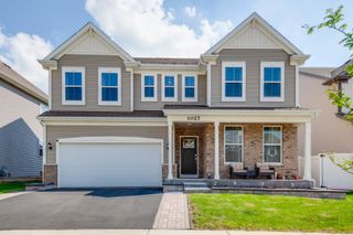1027 Button Bush Street, South Elgin, IL 60177