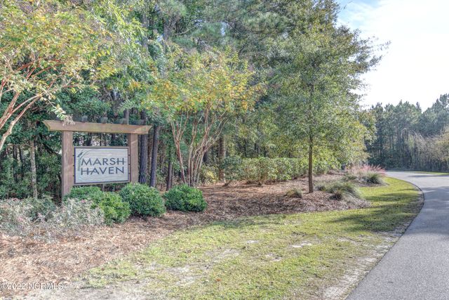 327 Landon Lane, Sneads Ferry, NC 28460