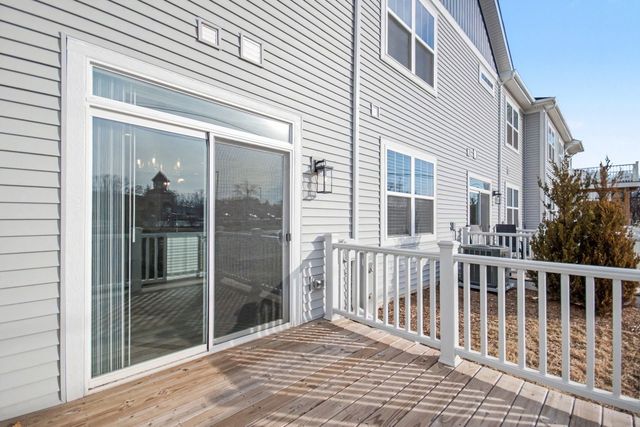 253 Masters Drive, Addison, IL 60101