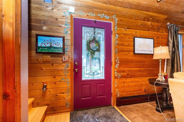 5327 Fern Drive, Oceola Township, MI 48430