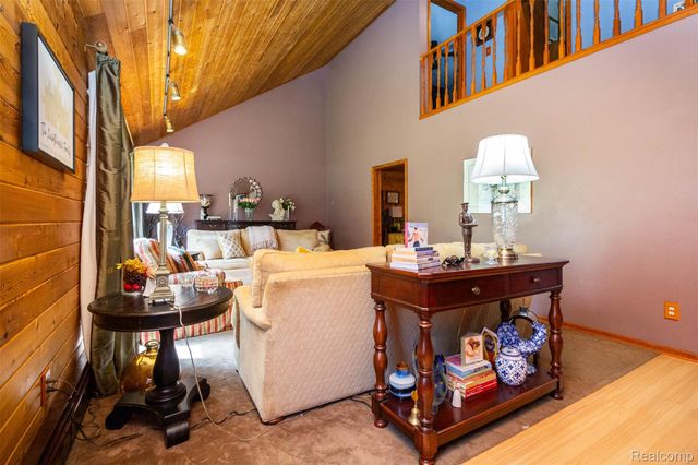5327 Fern Drive, Oceola Township, MI 48430