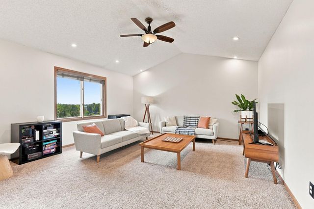 14108 Dearborn Path, Rosemount, MN 55068