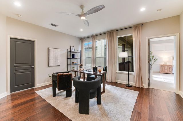 3406 Menchaca RD 21, Austin, TX 78704