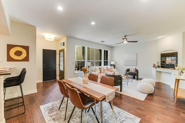 3406 Menchaca RD 21, Austin, TX 78704
