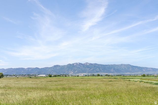 623 E 730 N, Hyrum, UT 84319