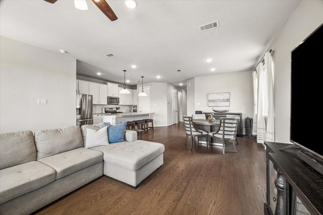 13317 Emerald Mallard Drive, La Marque, TX 77568