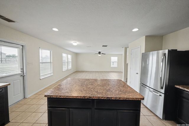 25003 MARSHALL BLF, San Antonio, TX 78261