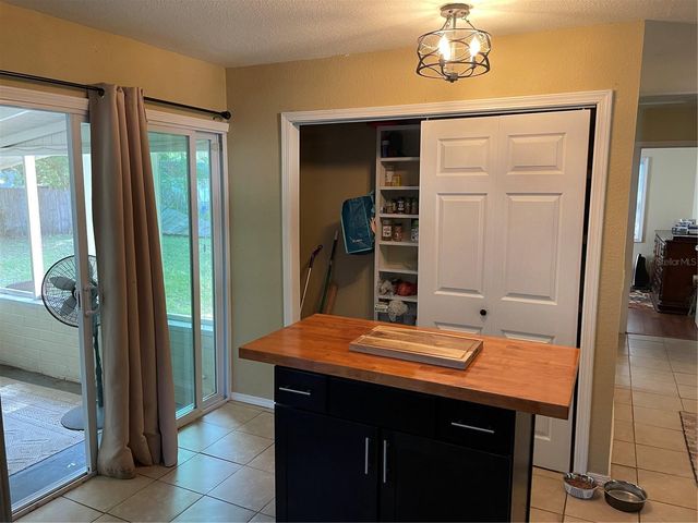 12385 SE 130TH AVENUE, Ocklawaha, FL 32179