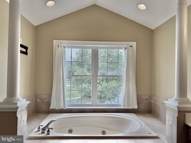 4409 QUANDERS PROMISE DR, Bowie, MD 20720
