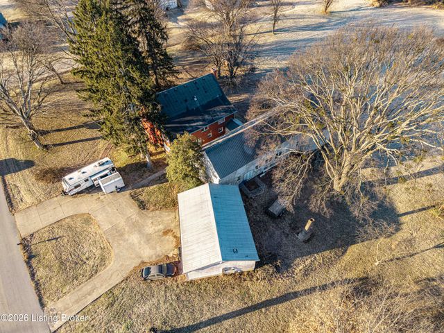 243 Kool Springs Dr, Shepherdsville, KY 40165