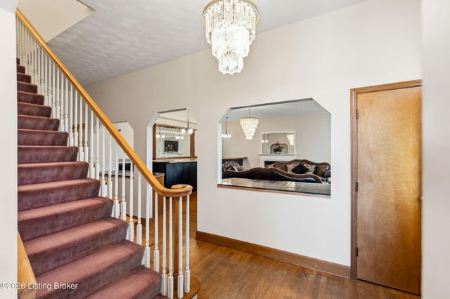 243 Kool Springs Dr, Shepherdsville, KY 40165