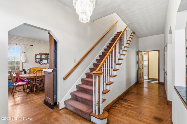 243 Kool Springs Dr, Shepherdsville, KY 40165