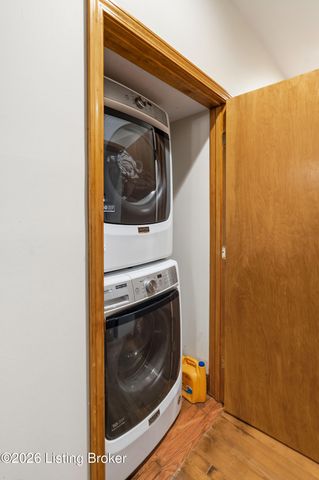 243 Kool Springs Dr, Shepherdsville, KY 40165