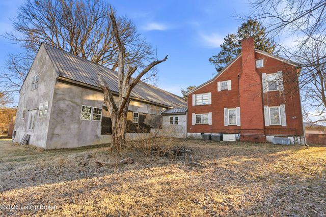 243 Kool Springs Dr, Shepherdsville, KY 40165