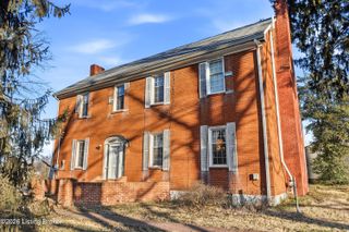 243 Kool Springs Dr, Shepherdsville, KY 40165