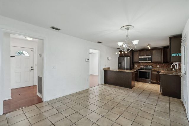 503 HOLT CIRCLE, Winter Haven, FL 33880