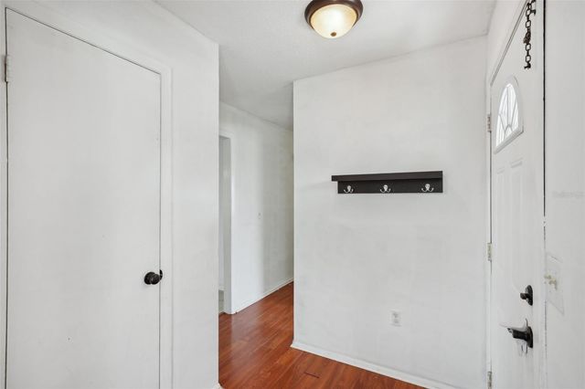 503 HOLT CIRCLE, Winter Haven, FL 33880