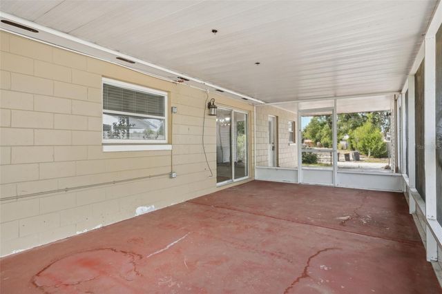 503 HOLT CIRCLE, Winter Haven, FL 33880