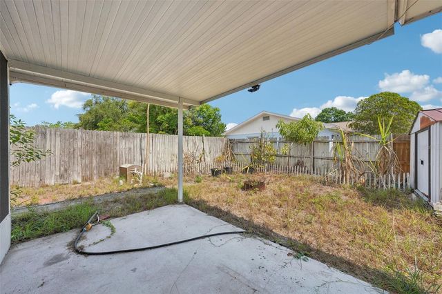 503 HOLT CIRCLE, Winter Haven, FL 33880