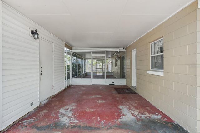 503 HOLT CIRCLE, Winter Haven, FL 33880