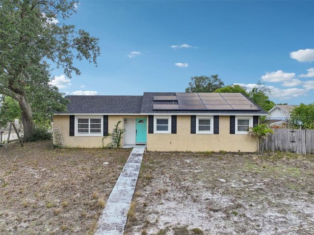 503 HOLT CIRCLE, Winter Haven, FL 33880