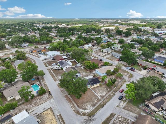 503 HOLT CIRCLE, Winter Haven, FL 33880