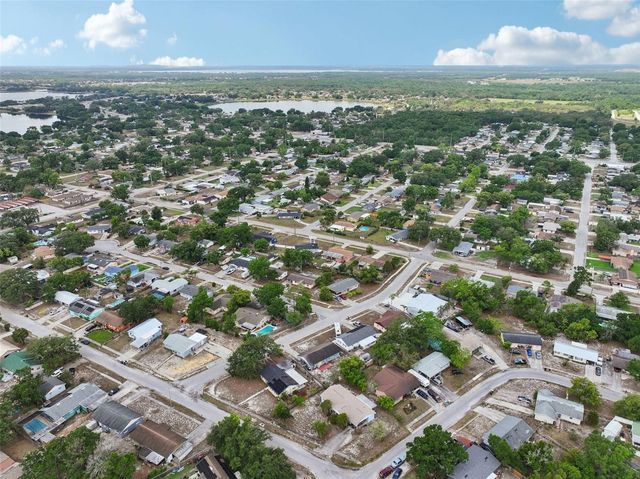 503 HOLT CIRCLE, Winter Haven, FL 33880