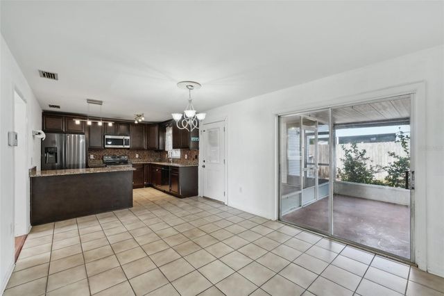 503 HOLT CIRCLE, Winter Haven, FL 33880