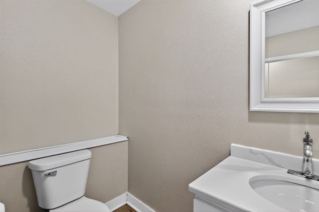 900 Morton Avenue, Des Moines, IA 50316