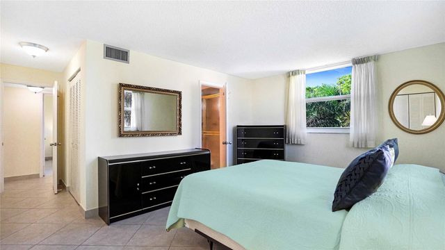 441 SE 3RD ST 201, Dania Beach, FL 33004