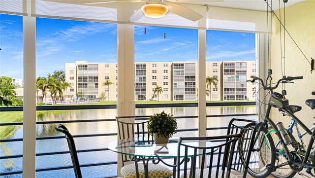 441 SE 3RD ST 201, Dania Beach, FL 33004