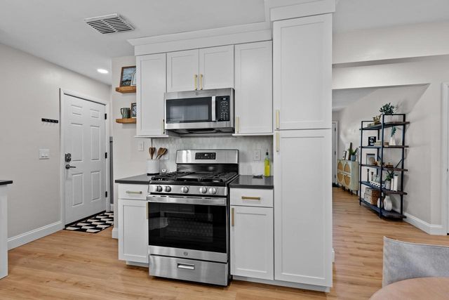 4013 Duke Street, Madison, WI 53704