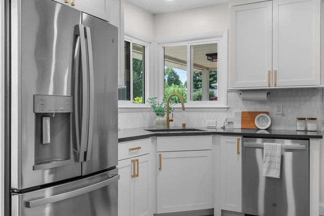 4013 Duke Street, Madison, WI 53704