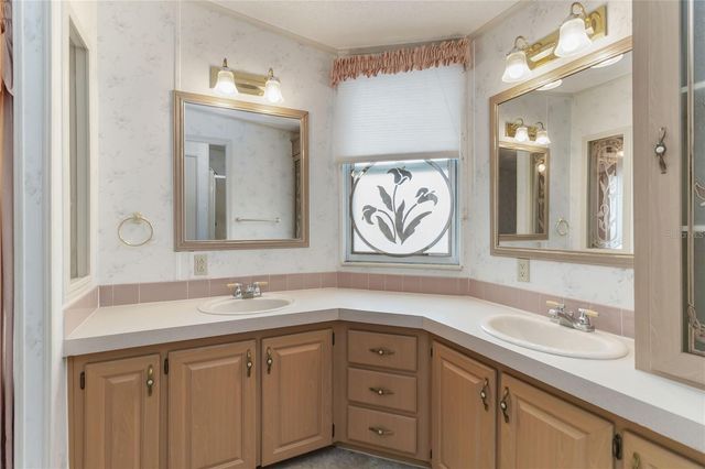 2517 INDEPENDENCE LANE, St Cloud, FL 34769