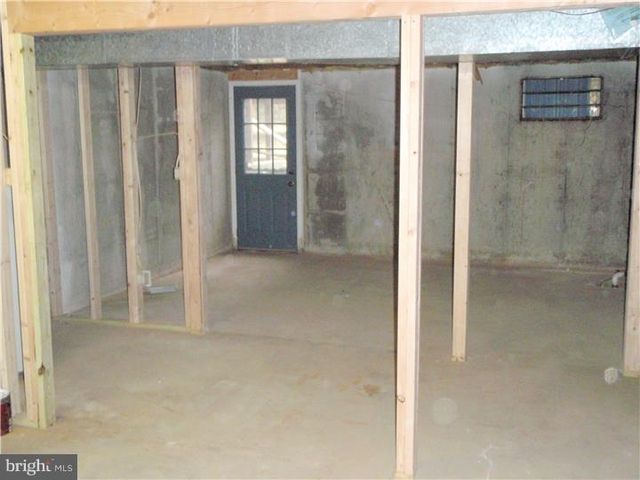 404 HOPKINS CT, North Wales, PA 19454