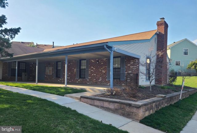 404 HOPKINS CT, North Wales, PA 19454