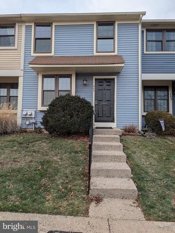 404 HOPKINS CT, North Wales, PA 19454